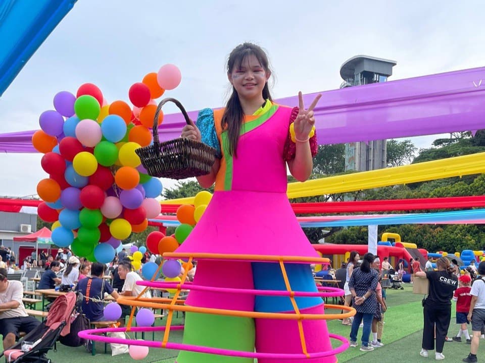 Emcee / Performers 3