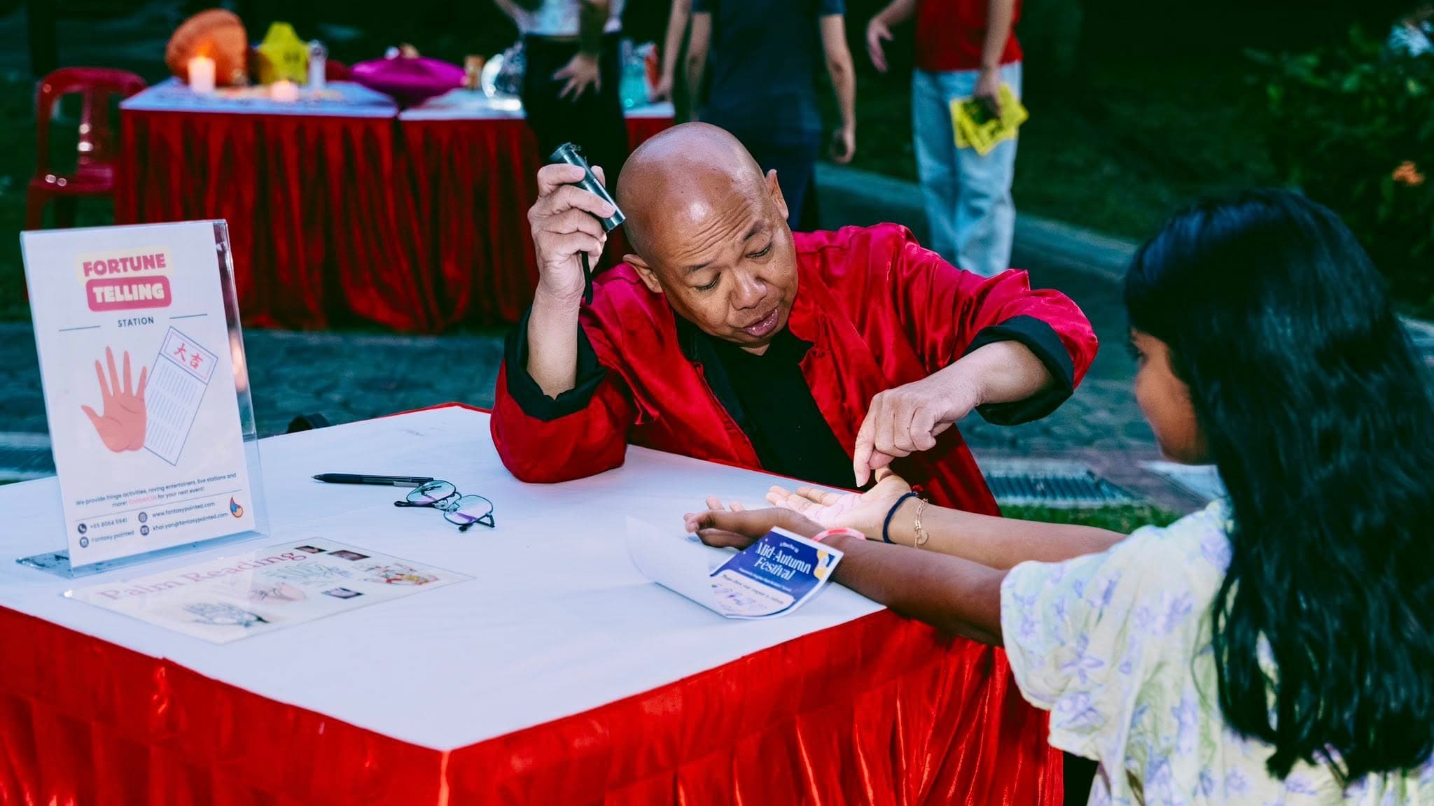 Chinese Fortune Telling Station